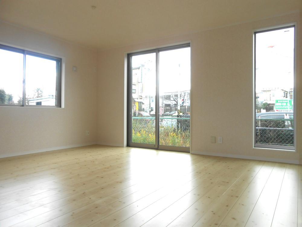 Living. Indoor (12 May 2013) Shooting Building 3 living