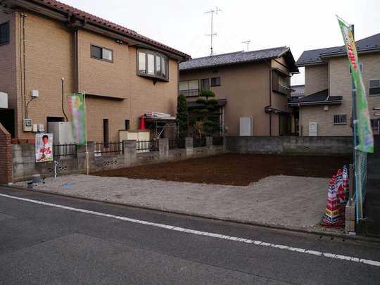 Local photos, including front road. Is also a good many living environment also commercial facilities around in a quiet residential area of ​​Fuchinobe Station walk 16 minutes.