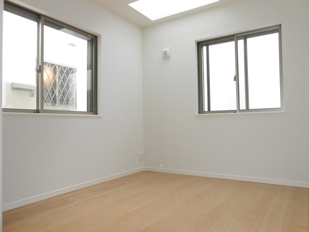 Non-living room. Indoor (11 May 2013) Shooting Building 2