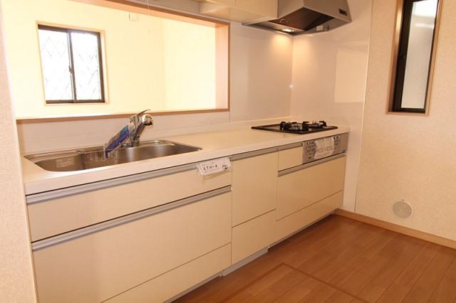 Kitchen. System kitchen ・ Indoor (10 May 2013) Shooting