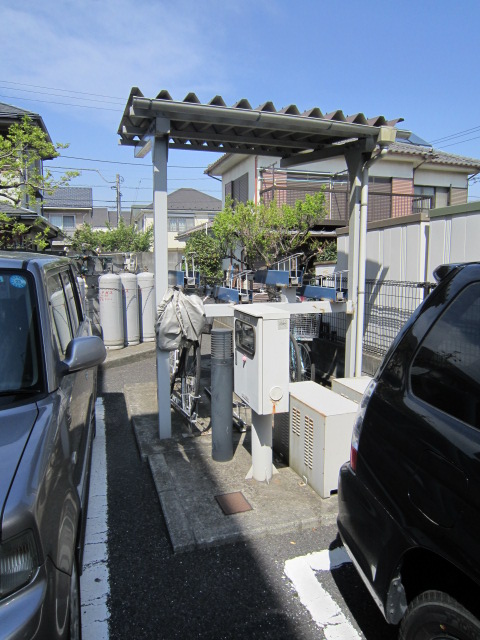 Other common areas. Bicycle parking lot equipped with a roof on site. 