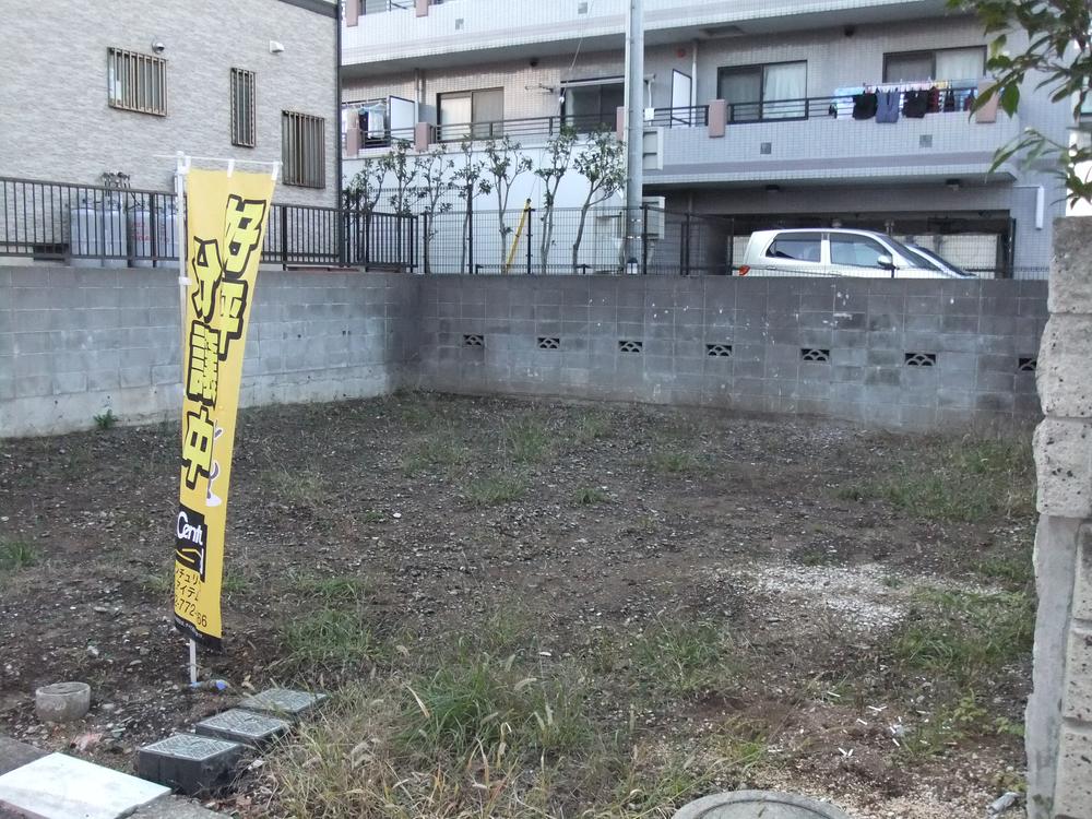 Local land photo. Local (12 May 2013) Shooting