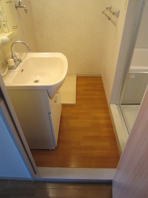 Washroom. Washroom is spacious space are independent.