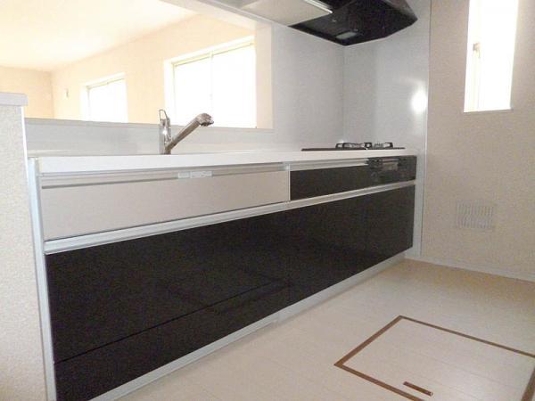 Compartment figure. 24,800,000 yen, 4LDK, Land area 100 sq m , Building area 94.4 sq m