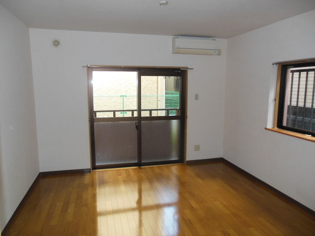 Living and room. Living is