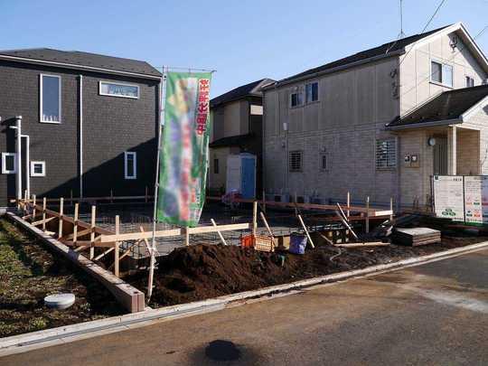 Other local. Many living environment is also better commercial facilities in the vicinity such as Kopio Shiroyama a 2-minute walk in a quiet residential area. 