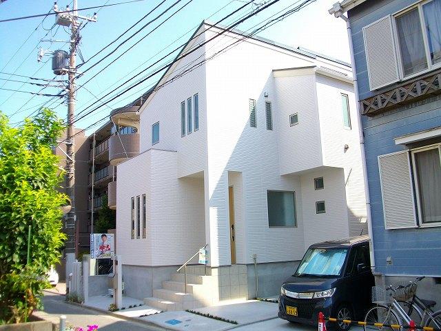 Local appearance photo. Local (August 2013) Shooting