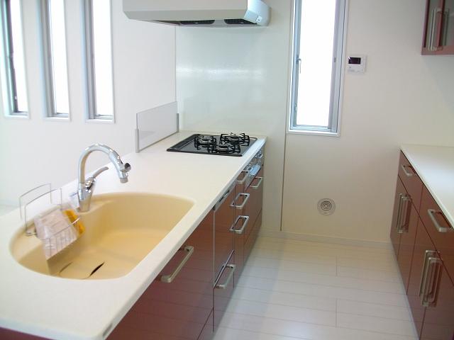 Kitchen. Room (August 2013) Shooting