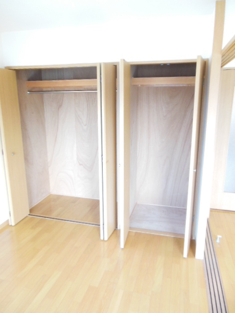 Receipt. There is also housed in each room