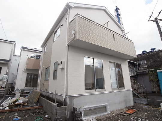 Local appearance photo