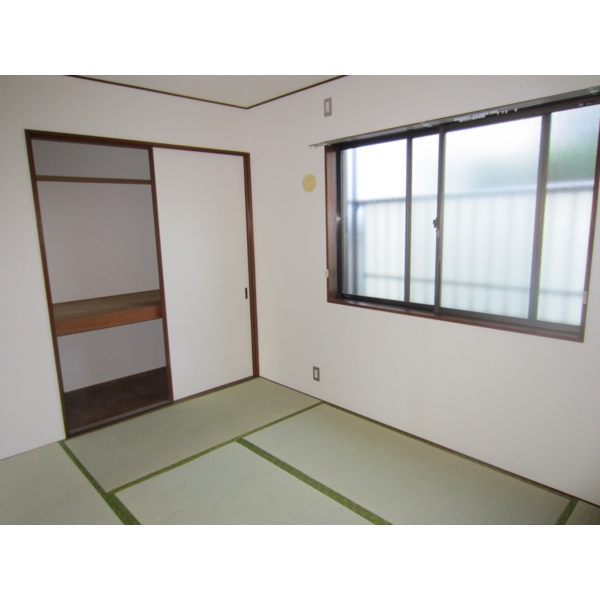 Other room space. Japanese-style room 6 quires