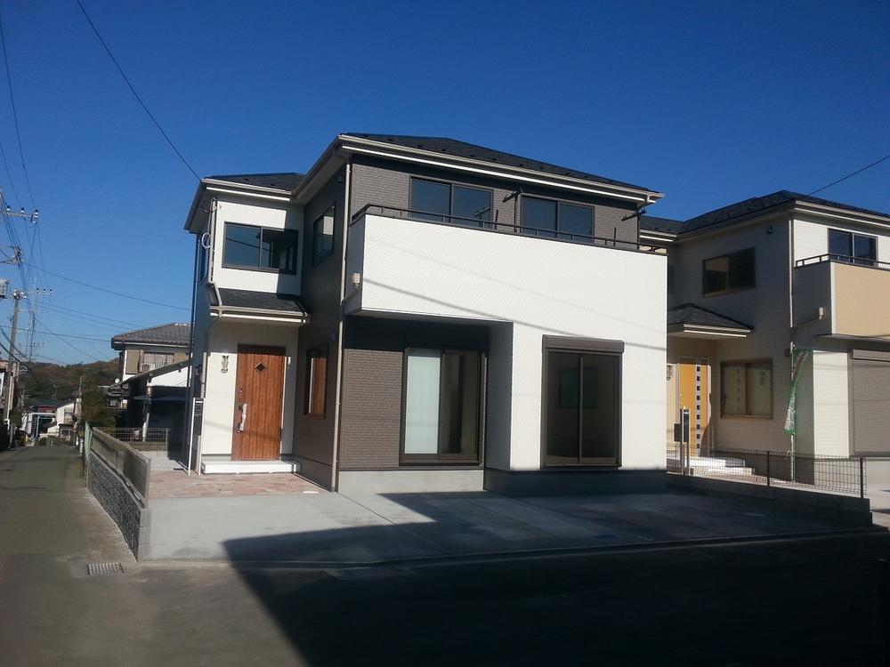 Local appearance photo