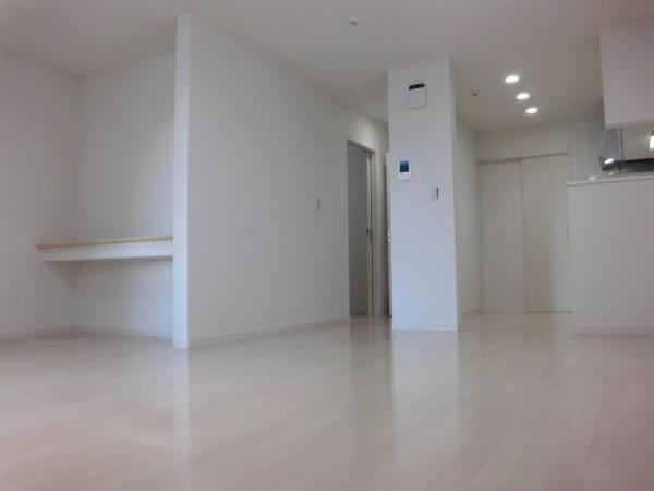 Same specifications photos (living)