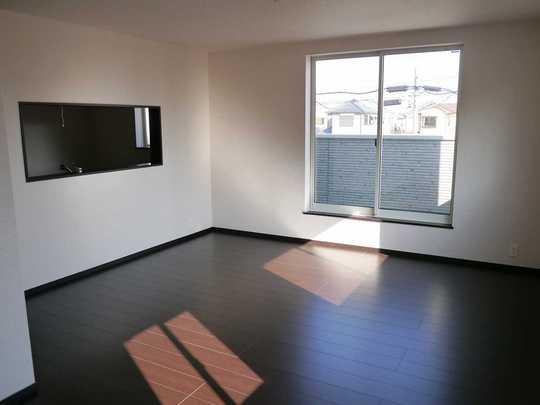 Same specifications photos (living). All room pair glass, Shutter shutters standard