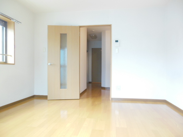 Living and room. Bright living