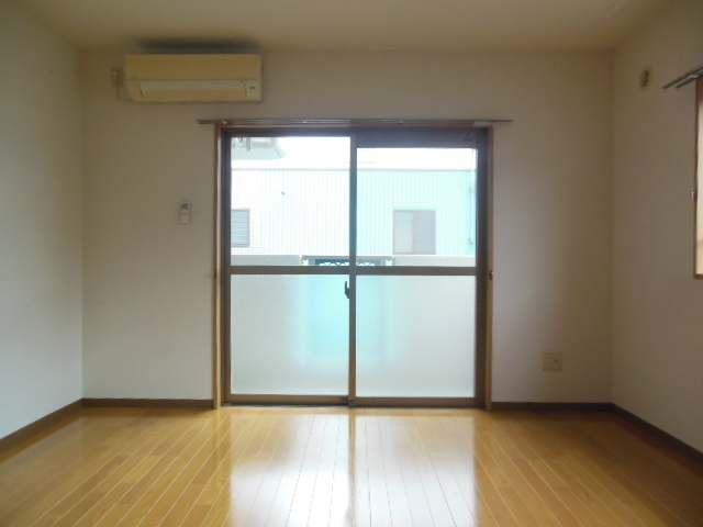 Other room space. It is very wide room