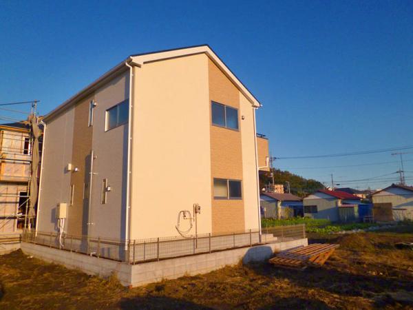 Local appearance photo