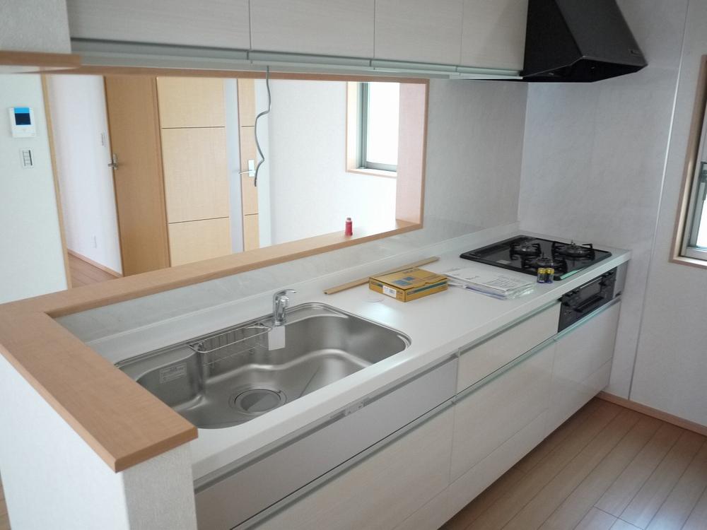 Same specifications photo (kitchen)