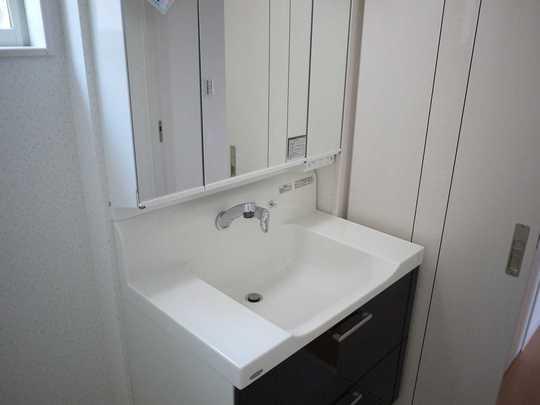 Same specifications photos (Other introspection)