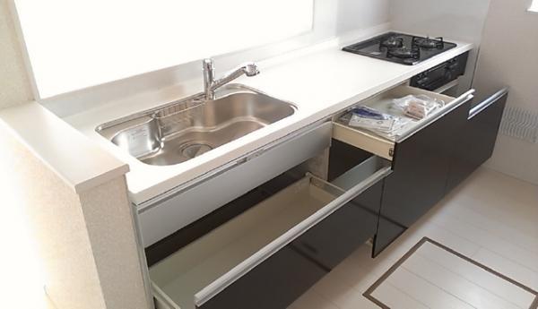 Kitchen. Storage capacity is outstanding