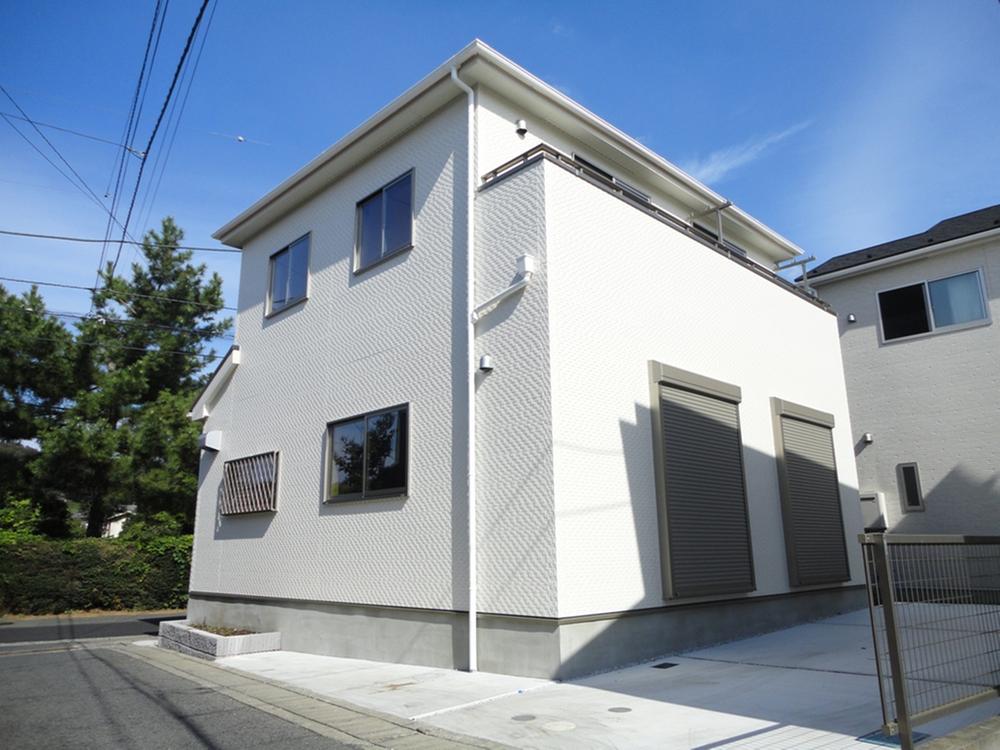 Local appearance photo. Selling local appearance photo