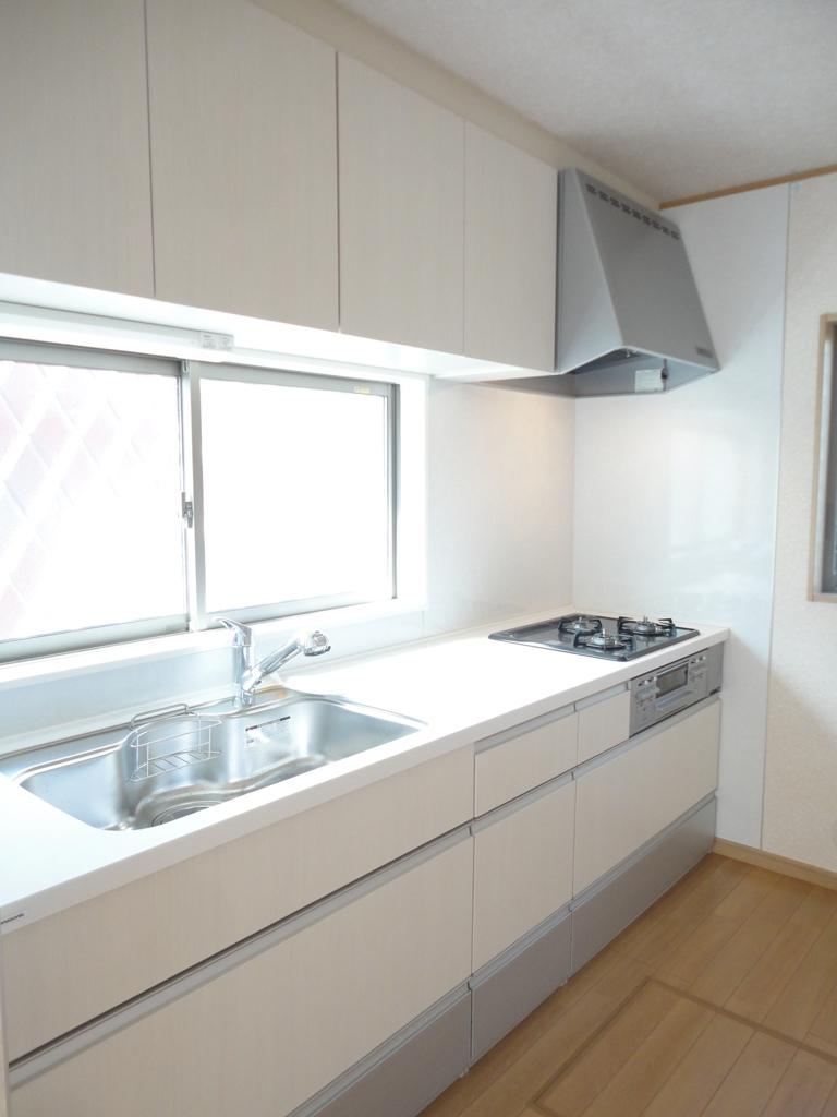 Kitchen. Selling local indoor Kitchen photo