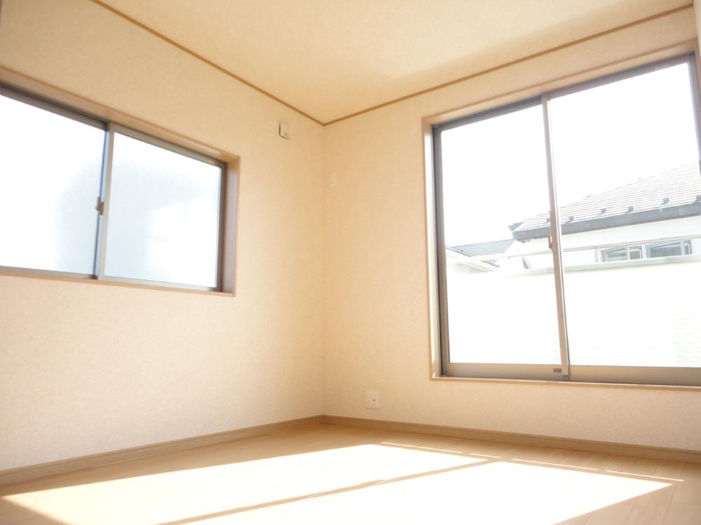 Other introspection. Selling local indoor Western-style photo