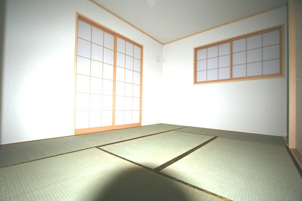 Non-living room. Local (12 May 2013) Shooting