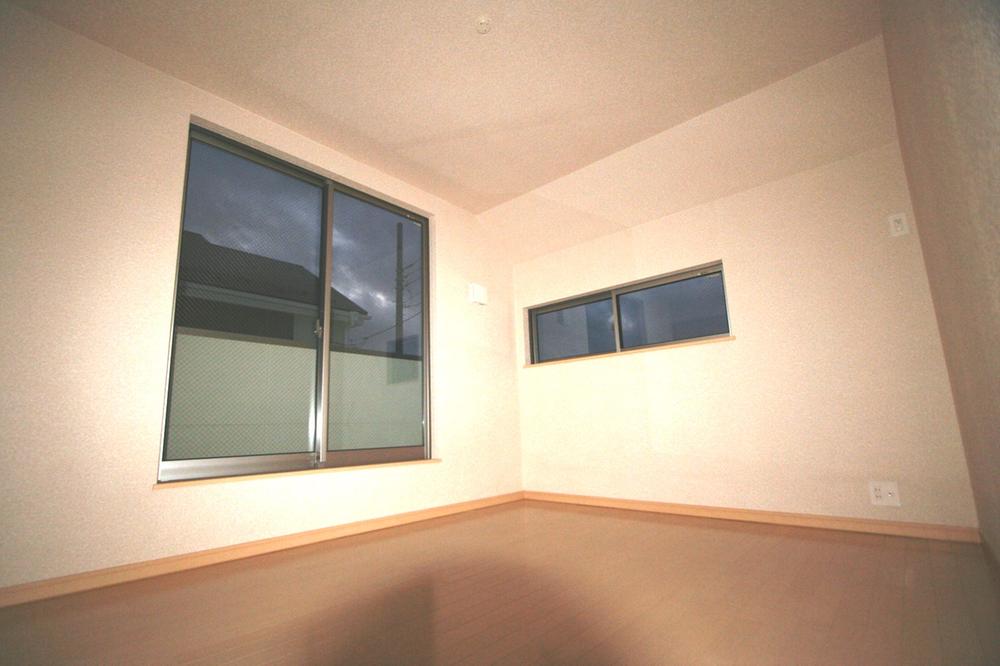 Non-living room. Local (12 May 2013) Shooting