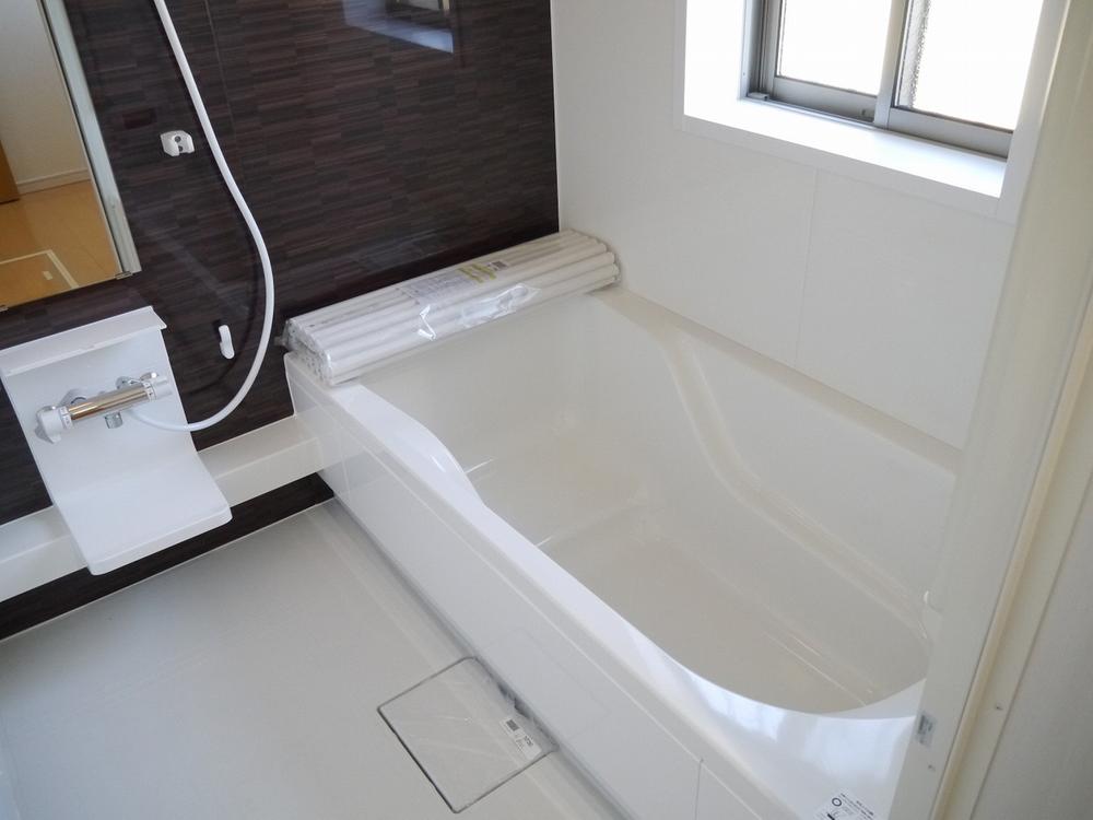 Bathroom. Air Heating drying with unit bus