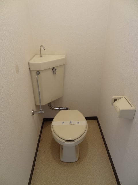 Toilet. Of course the bus toilet Separate