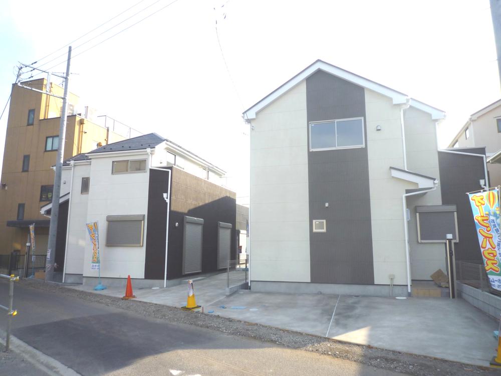 Local appearance photo. Sunny ・ Car two possible