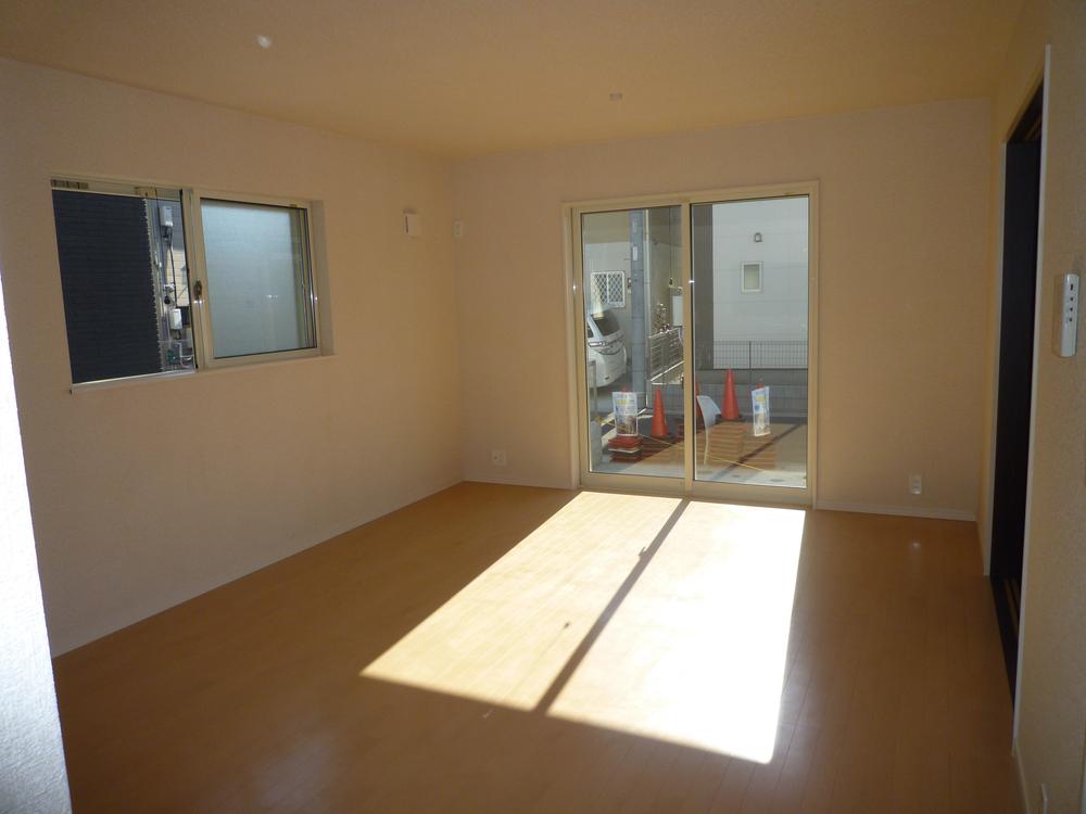 Living. Sunny spacious LDK16 Pledge