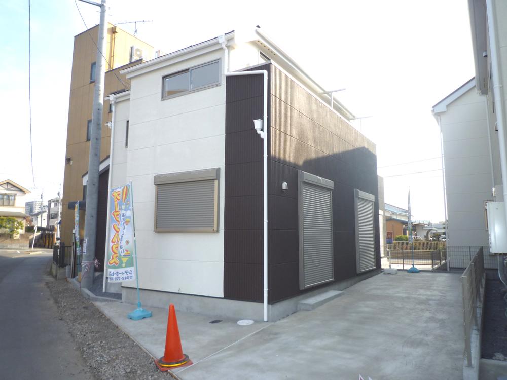 Local appearance photo. Spacious wide balcony