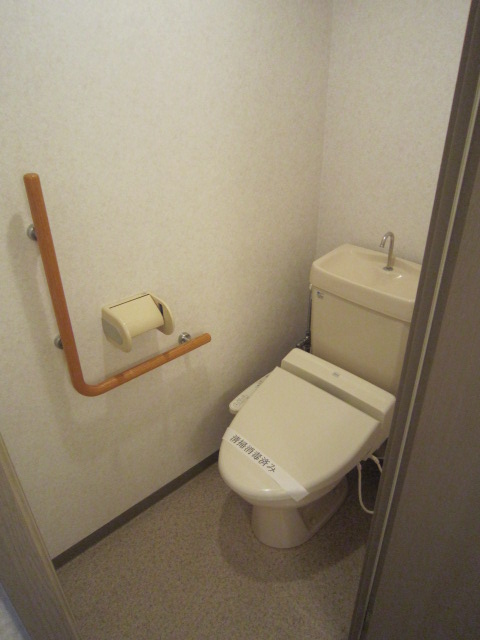 Toilet. Bus toilet is of course a separate room.