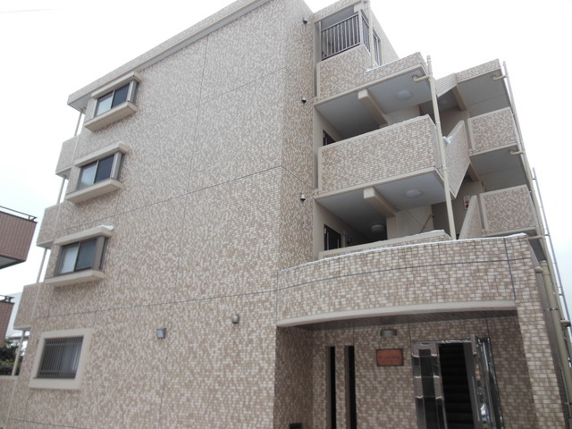 Building appearance. Hashimoto up to 7 minutes by bicycle