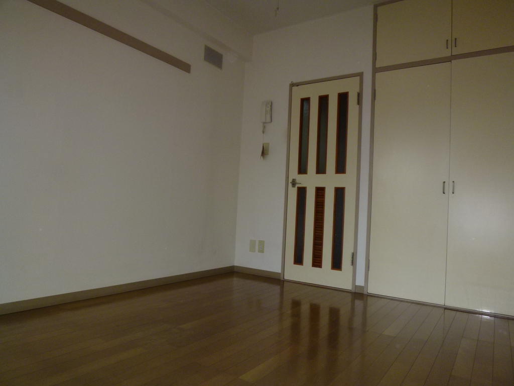 Living and room. Bright Western-style