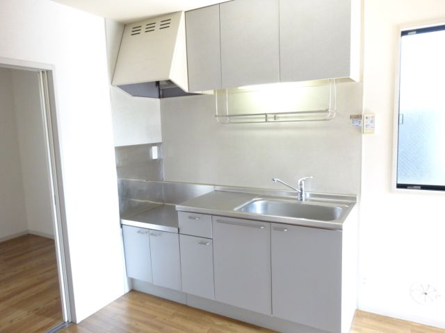 Kitchen. Dishes also comfortable because in the kitchen there is a window