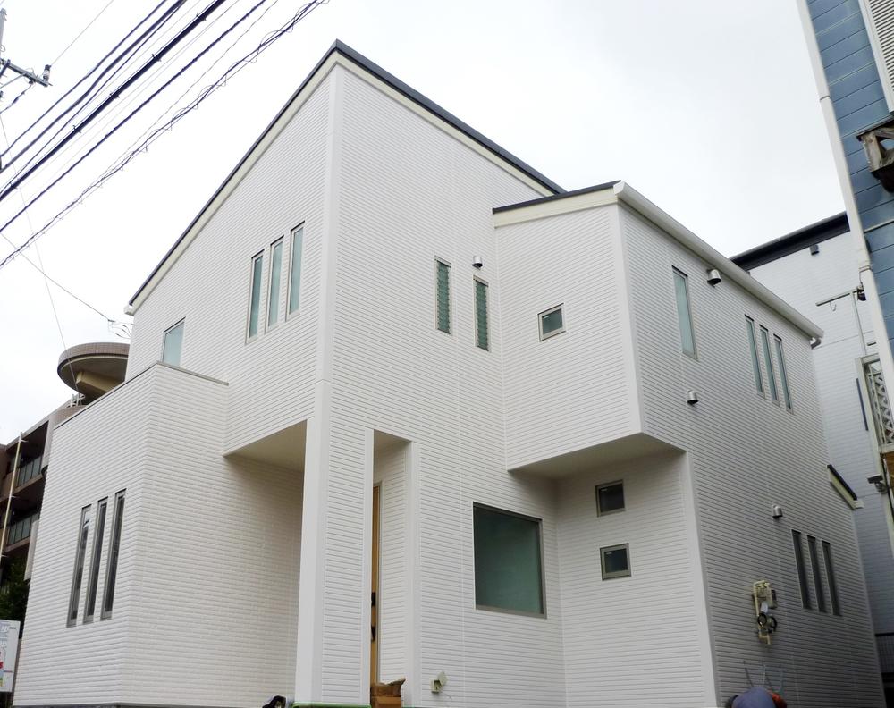 Local appearance photo