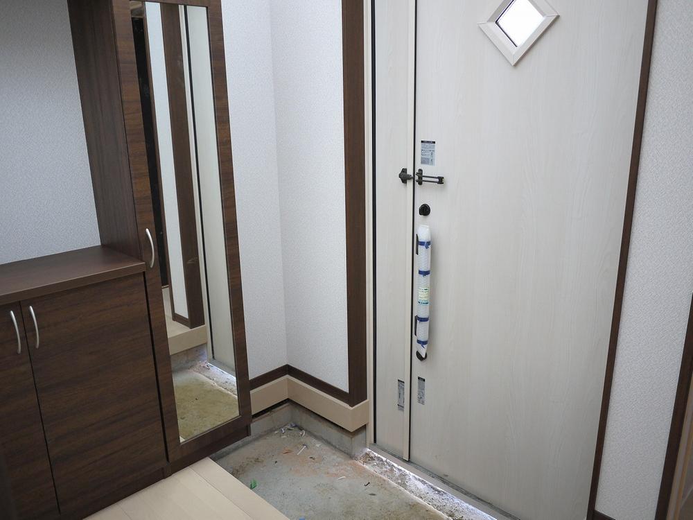 Same specifications photos (Other introspection)