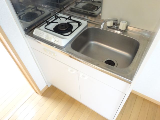 Kitchen. It is a gas stove with a kitchen ☆