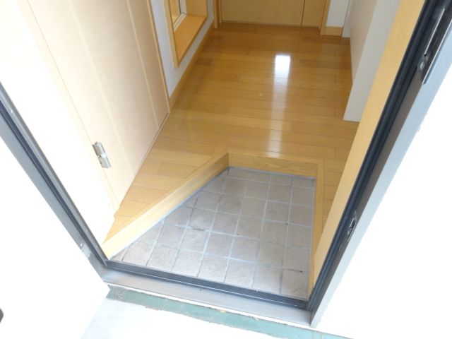 Entrance. Entrance looks like.