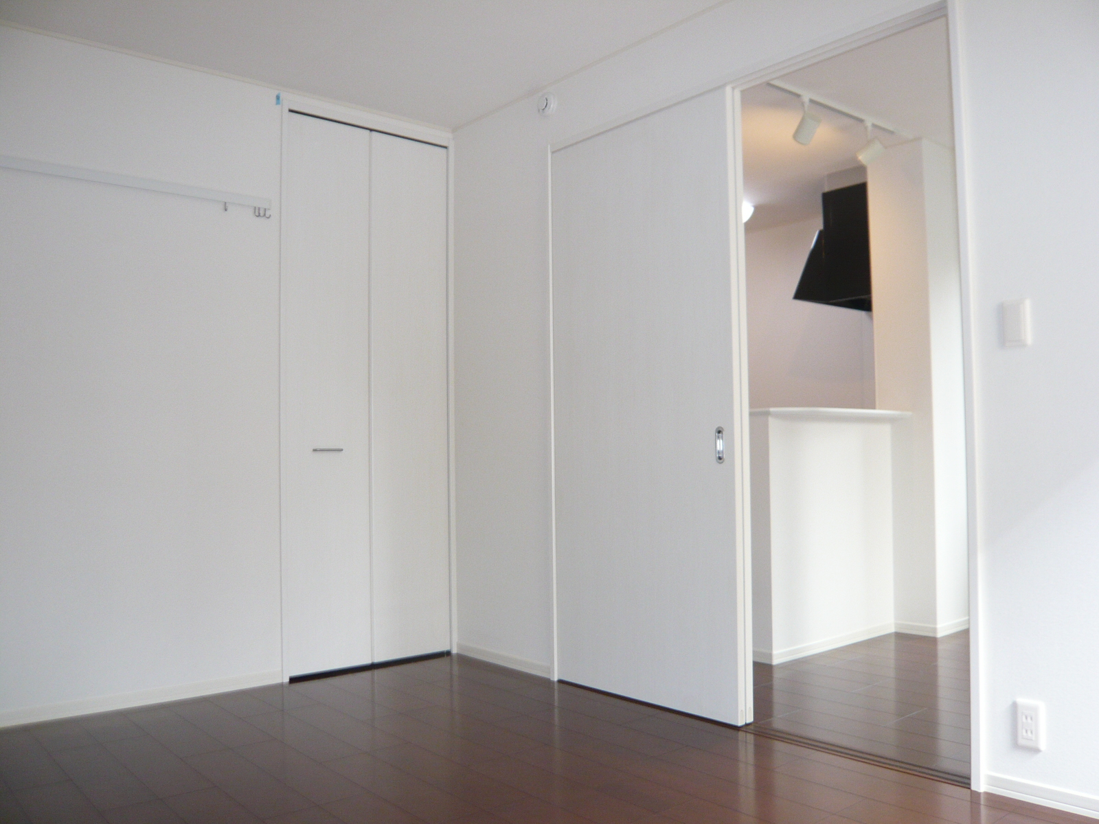 Other room space. Plenty of storage The room clean ☆