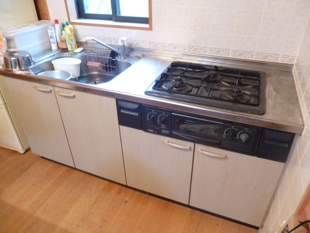 Kitchen. ◇ it is a good system kitchen user-friendly ◇