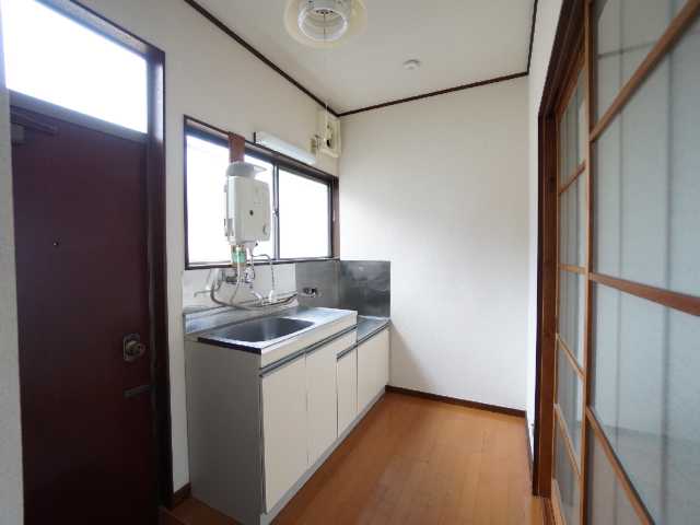 Kitchen. Flooring, With bright window