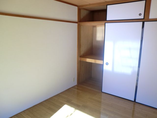 Receipt. ◇ closet is also there in storage enhancement ◇