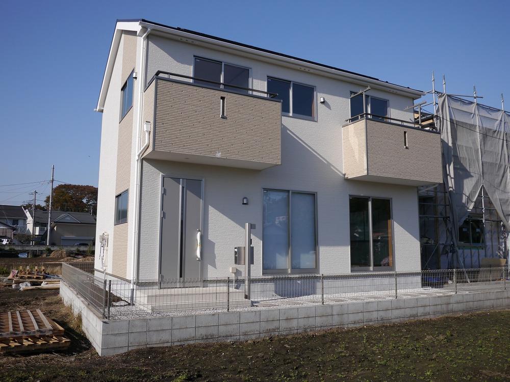 Local photos, including front road