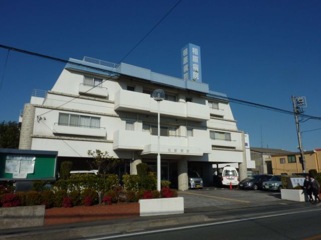 Convenience store. Three F (convenience store) to 200m