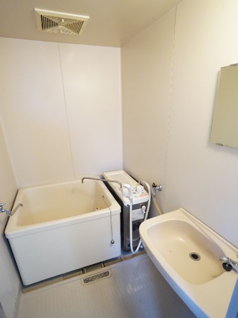 Bath. Tsui焚 possible