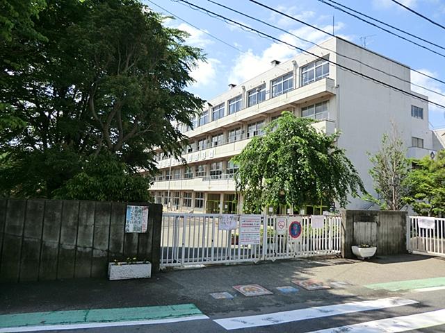 Primary school. 1053m to Sagamihara Municipal Miyagami Elementary School